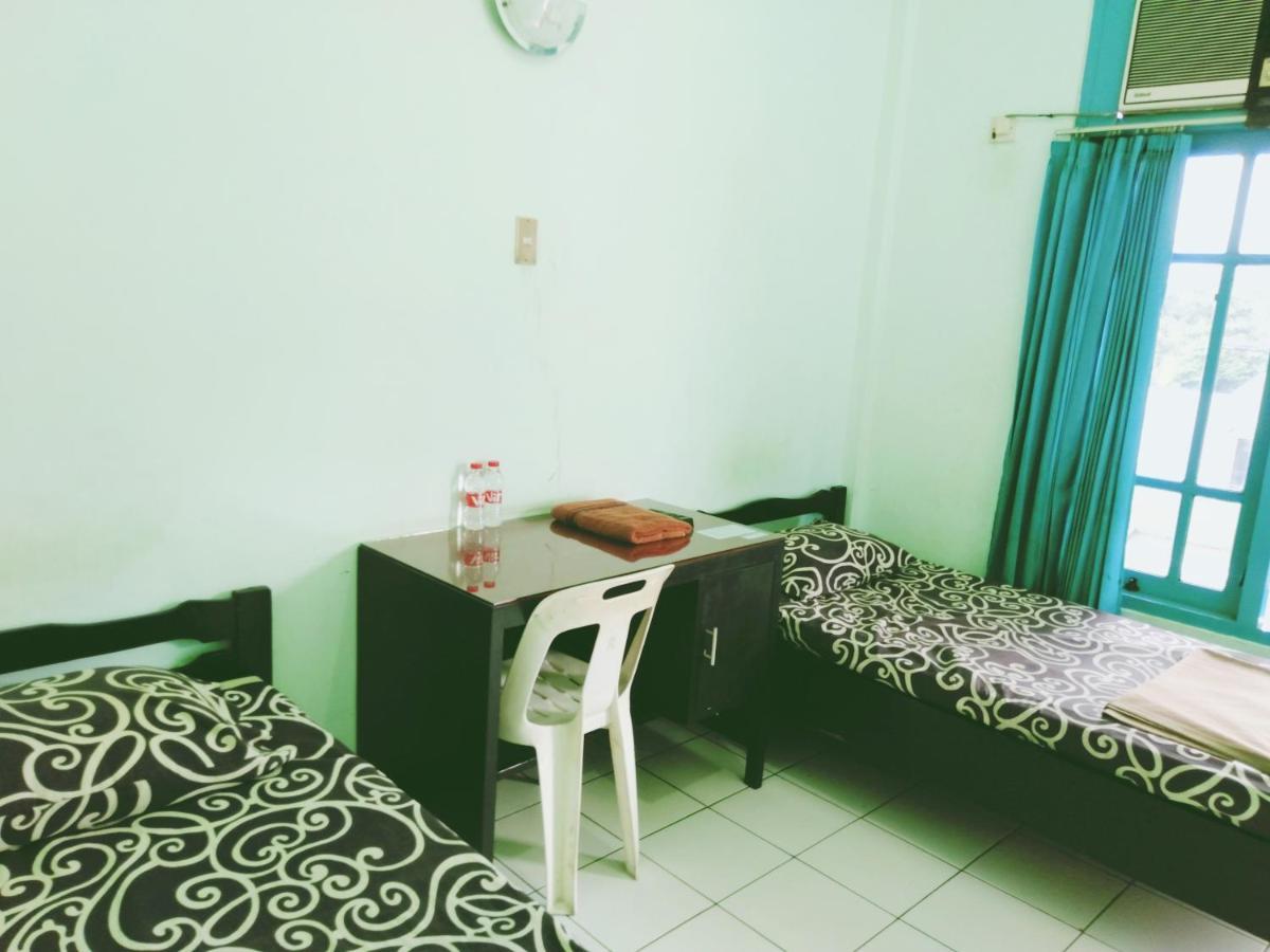 Hotel Taman Indah Madiun Exterior photo