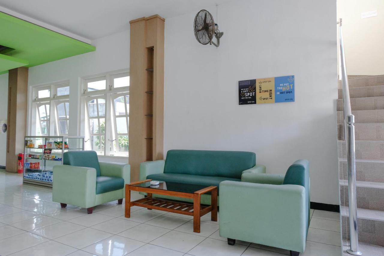 Hotel Taman Indah Madiun Exterior photo