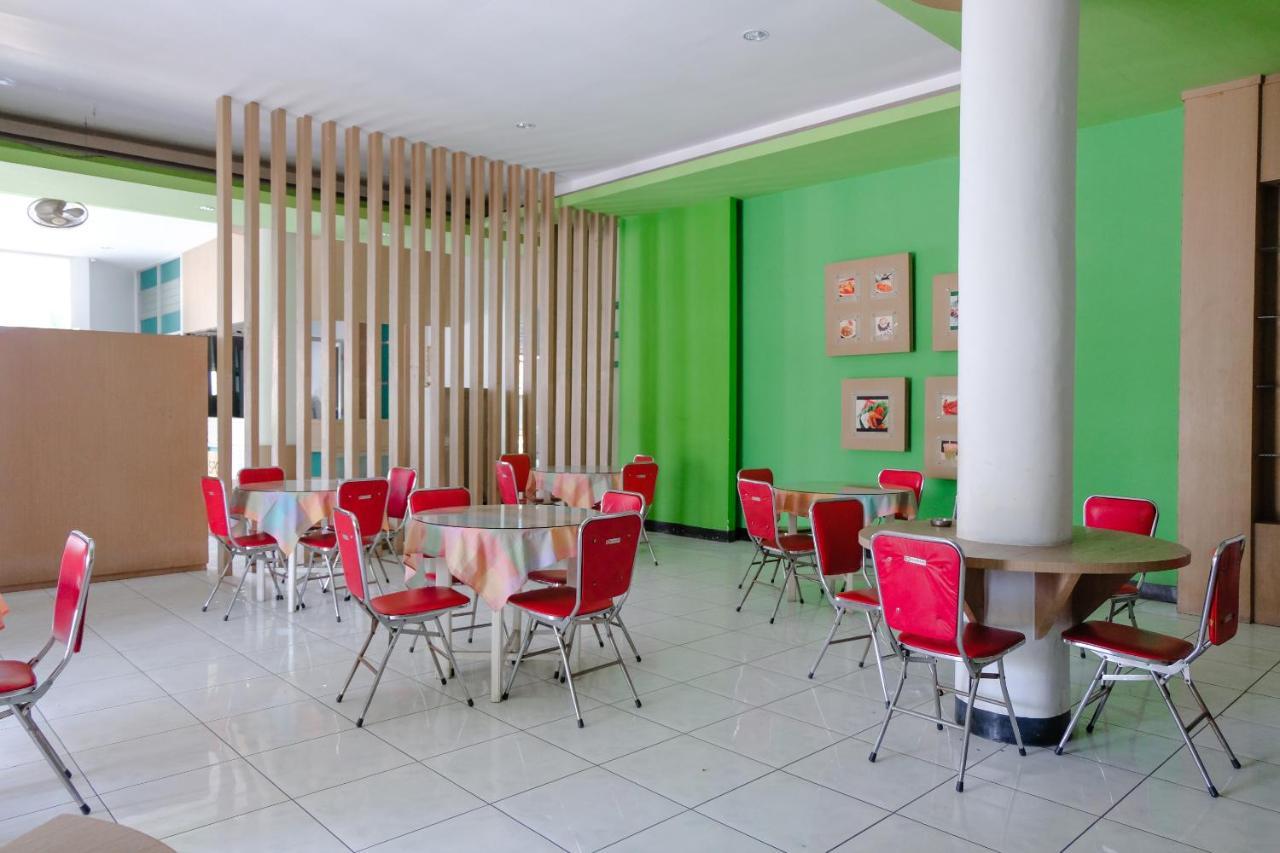 Hotel Taman Indah Madiun Exterior photo